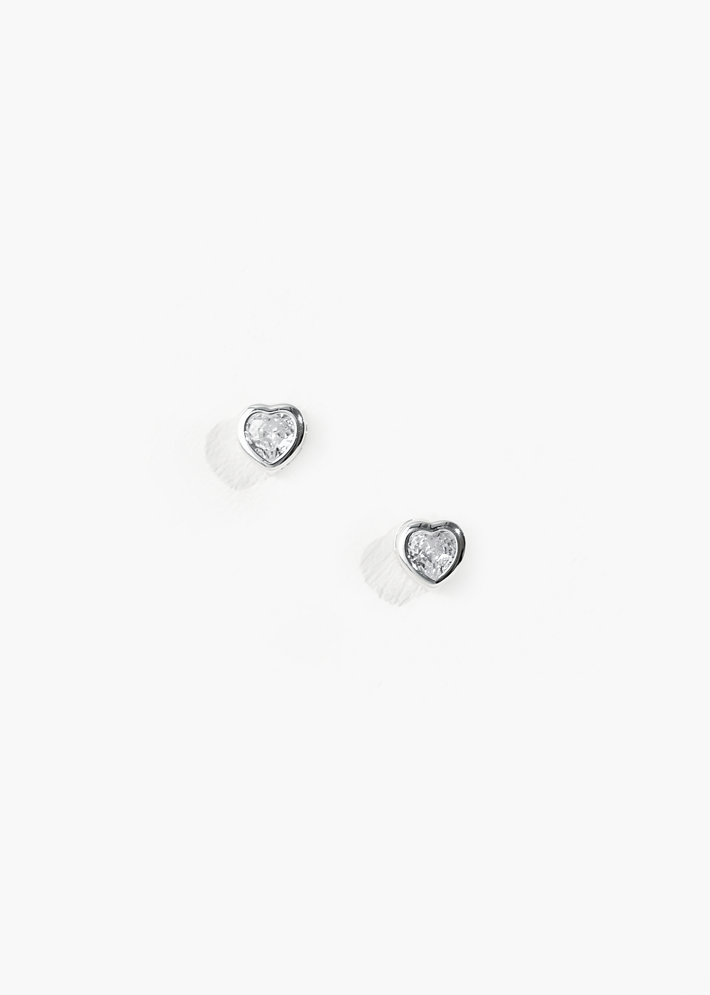 Gem Heart Petite Studs Earrings